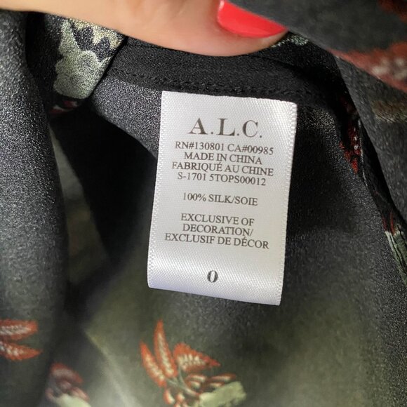 A.L.C 100% Silk Dark Floral Long Sleeves Blouse with Tassels in Black Size 0 - Picture 6 of 8